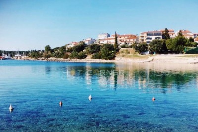 Čaroban stan prvi red do mora, pješčana plaža, na najljepšoj lokaciji u Puli, Istra, Hrvatska 2