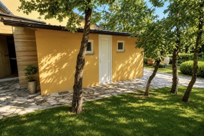 Großzügiges Anwesen mit hervorragenden Wohn- und Investitionsmöglichkeiten in Svetvincenat, Istrien, Kroatien 9