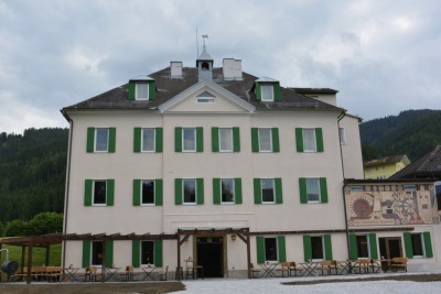 HOTEL, NEXT TO THE SKI AREA, GAAL, FOR SALE 3