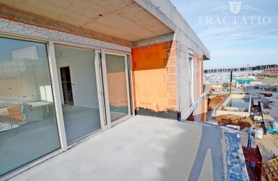 Appartamento con terrazza sul tetto, Cittanova, Novigrad, Istria 2
