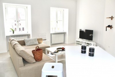 Pula, city center, Forum, newly renovated apartment for sale