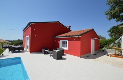 Fristående hus med pool i Buje, Istrien. 7