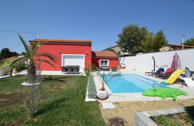 Fristående hus med pool i Buje, Istrien. 5