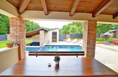 Villa zum Verkauf in ruhiger Lage in der Nähe von Pula, Istrien 11