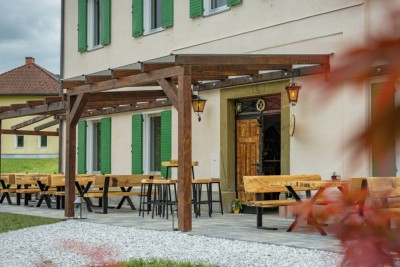 HOTEL, NEXT TO THE SKI AREA, GAAL, FOR SALE 7