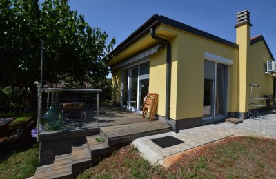 Detached house near the sea in Novigrad, Istria