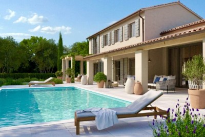En sagovilla med en pool under uppbyggnad belägen i de idylliska omgivningarna i centrala Istrien. 6