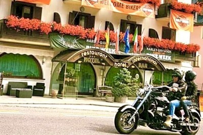 Hotel, in het hart van Tarvisio, omgeven door bossen, meren en paden tussen Italië, Oostenrijk en Slovenië. 7