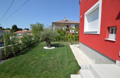Detached house with pool in Buje, Istria. 2