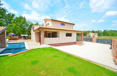 Villa zum Verkauf in ruhiger Lage in der Nähe von Pula, Istrien 13