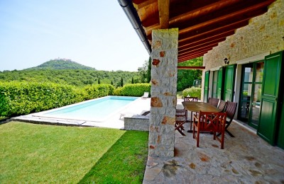 A PRIVATE VILLA WITH A VIEW ON MOTOVUN 13