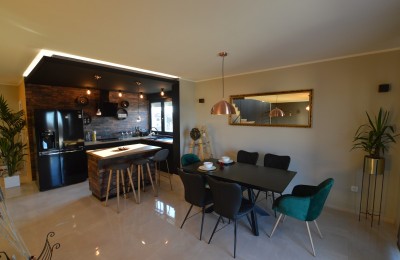 Penthouse met een dakterras van 51.59 m2, Novigrad, Istrië