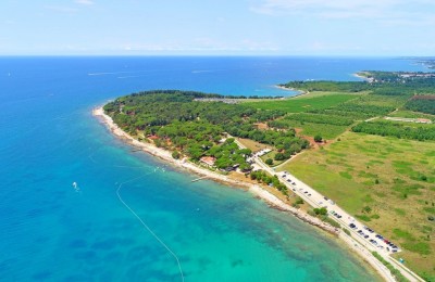 Инвестиции в строительство земли в Истрии в первом ряду от моря 3