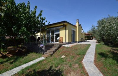 Vrijstaand huis vlakbij de zee in Novigrad, Istrië 2