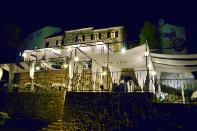 Försäljning av en villa/restaurang i ett magiskt läge med havsutsikt i Istrien, Kroatien