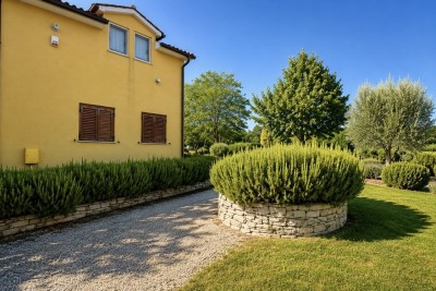 Großzügiges Anwesen mit hervorragenden Wohn- und Investitionsmöglichkeiten in Svetvincenat, Istrien, Kroatien 10