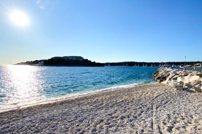 Čaroban stan prvi red do mora, pješčana plaža, na najljepšoj lokaciji u Puli, Istra, Hrvatska 3