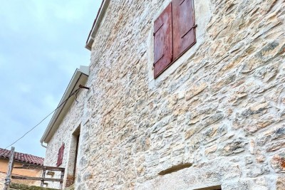 Prodaje se kompleks starih kuća u Istri, odlična pozicija, Istra, Hrvatska 2